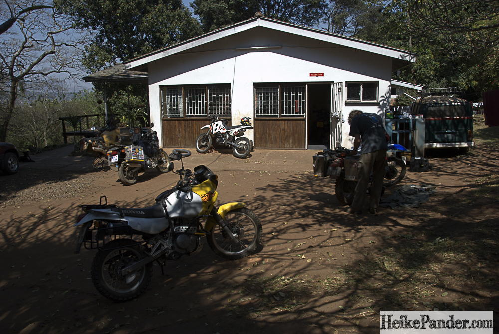 Motorradreparatur, Blantyre, Malawi