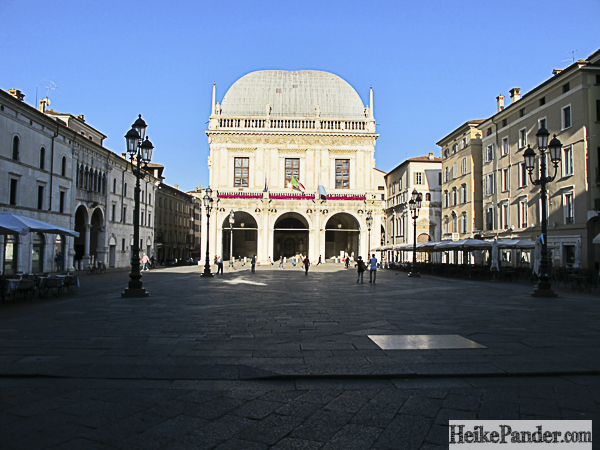 Piazza della Loggia, Brescia